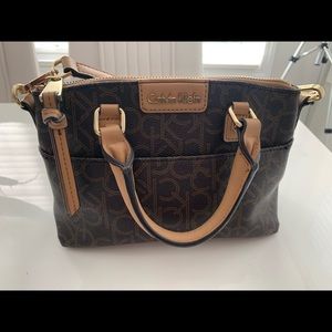 CALVIN KLEIN MINI CROSSBODY BAG